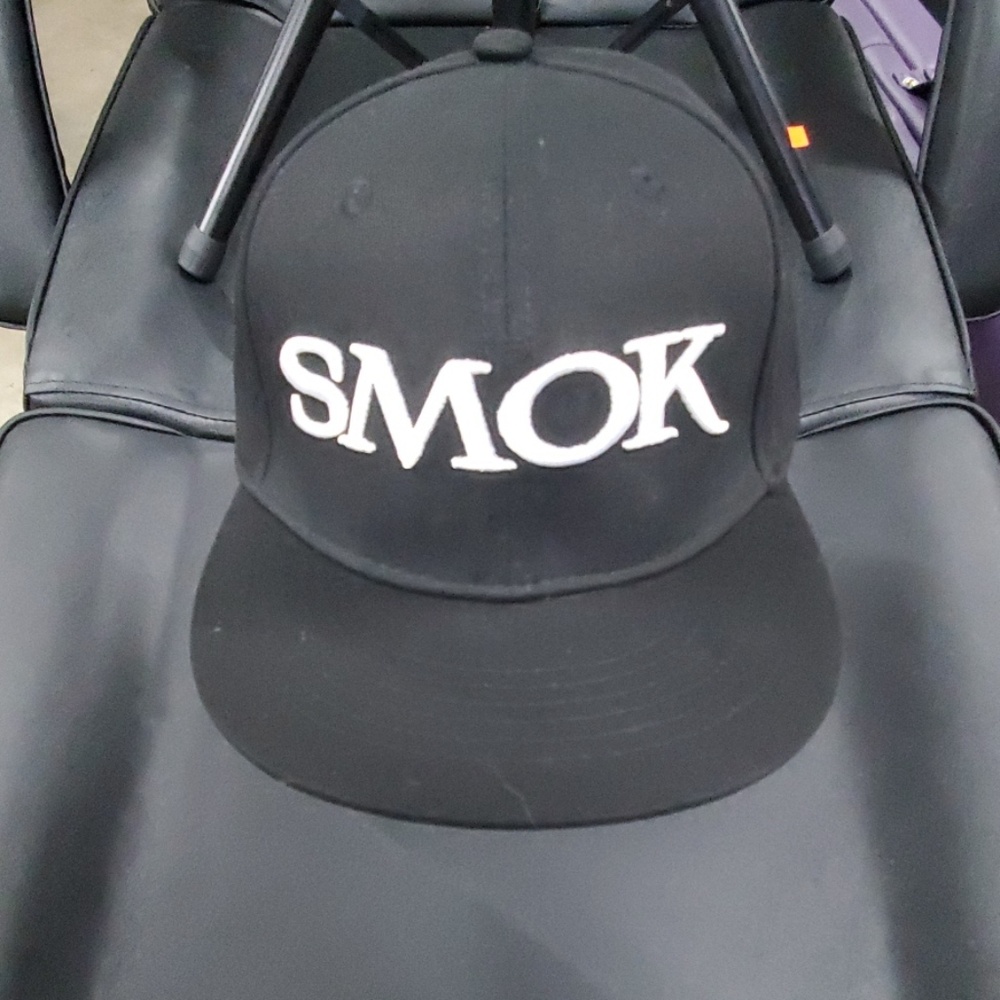 Smok Hat